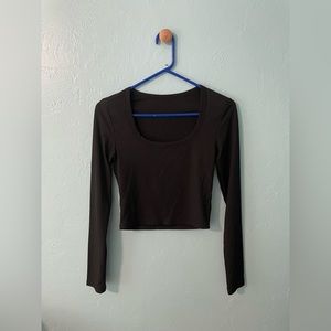 Black long sleeve crop top